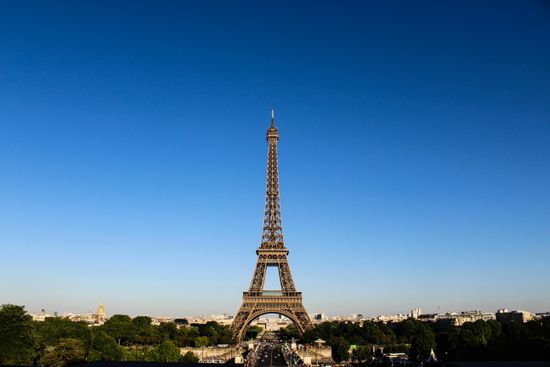 Paris under EUR 25