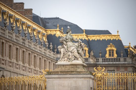  Palace of Versailles