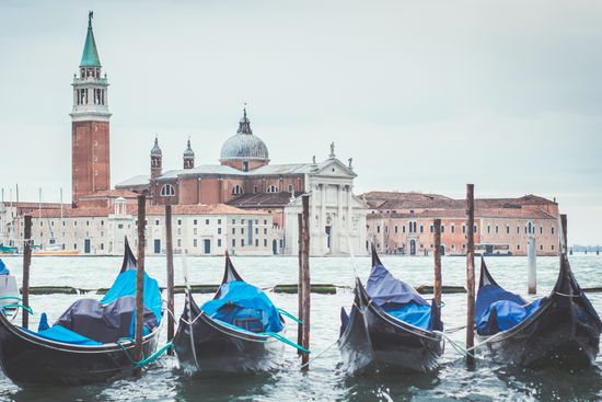 Gondola Cruises