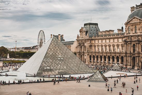 Louvre