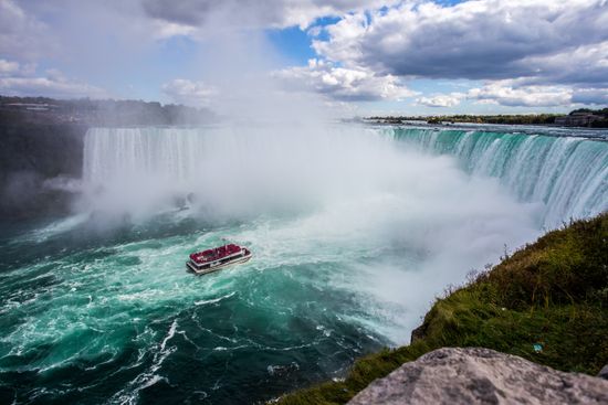 From NYC: Niagara Falls