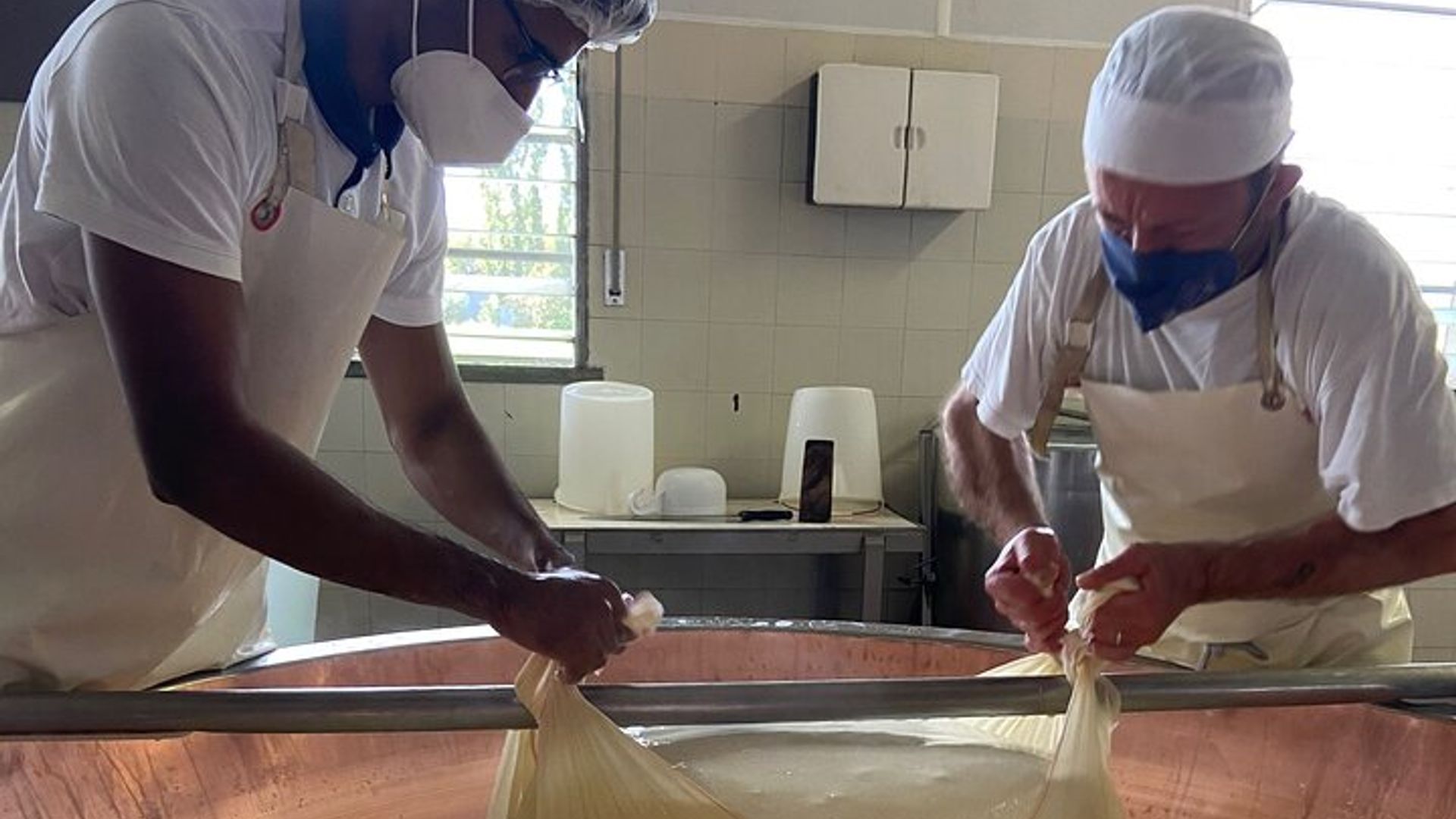 Parmigiano-Reggiano Cheese Factory Small group Tour From Parma