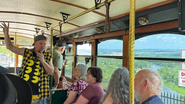 MayHam's Country Comedy Bus Tour