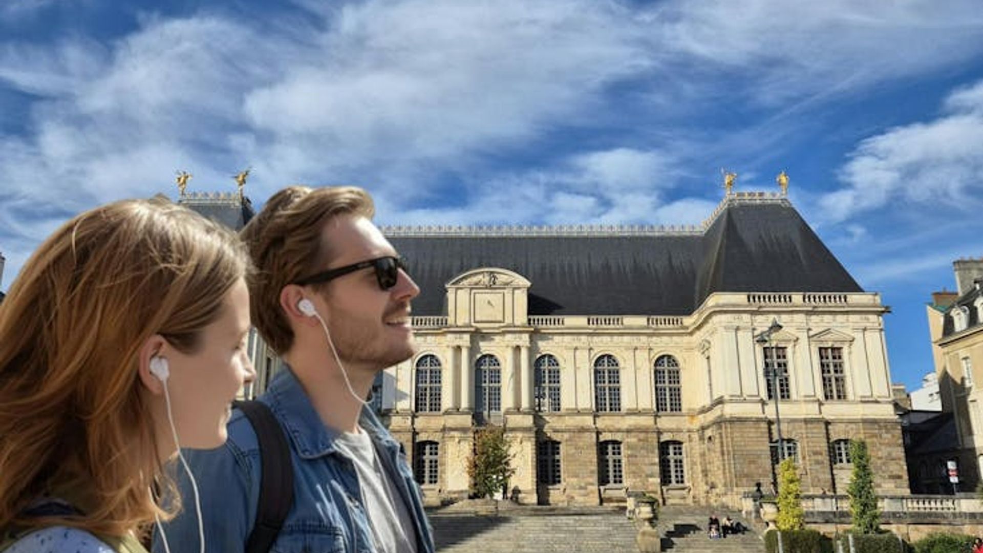 Explore Rennes freely with an immersive audio tour