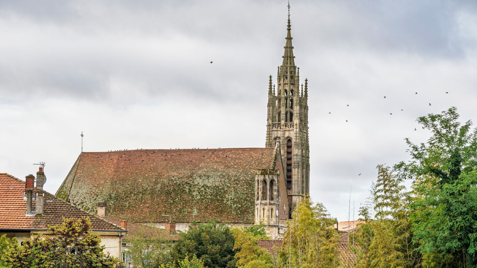 Agen: 1h15 audio guided walking tour and 19 audio commentaries