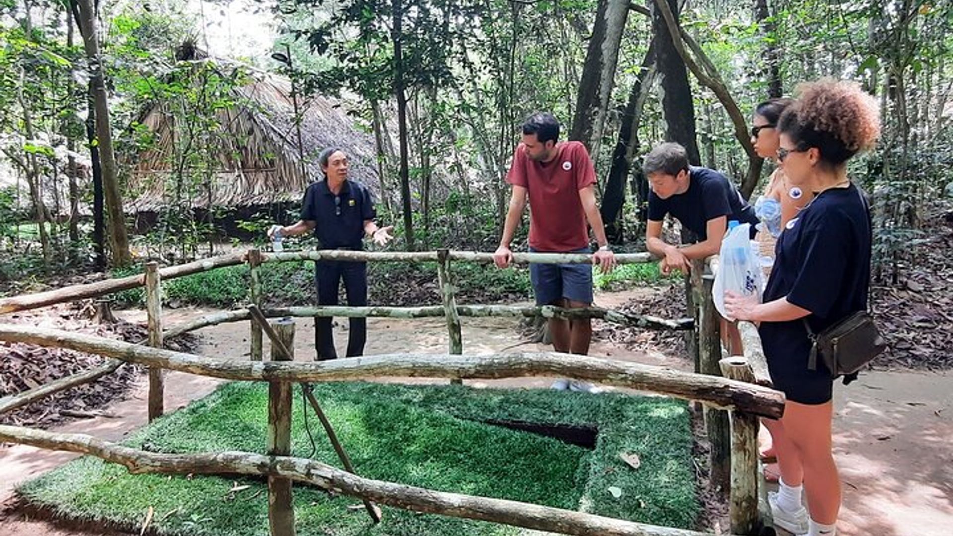 Visite en petit groupe des tunnels de Cu Chi au départ de Hô Chi Minh-Ville