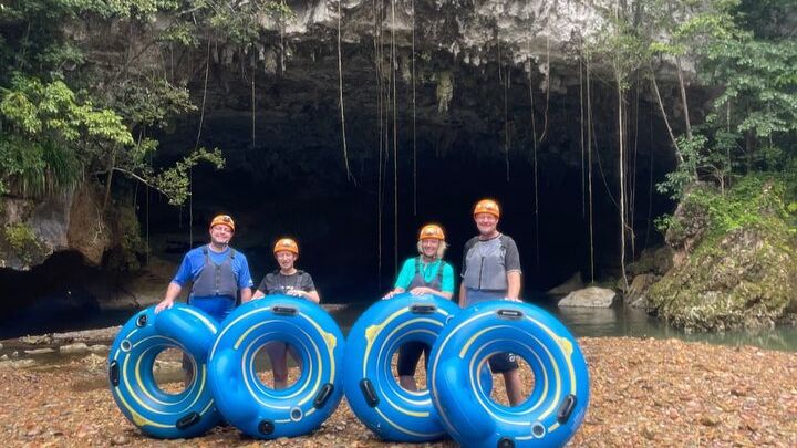 Belize City to Altun Ha and Cave Tubing Tour with Lunch