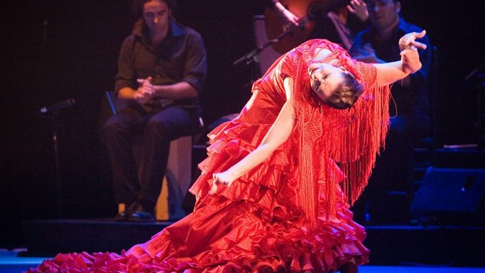 Barcelona Tapas and Wine Walking Tour With Optional Flamenco