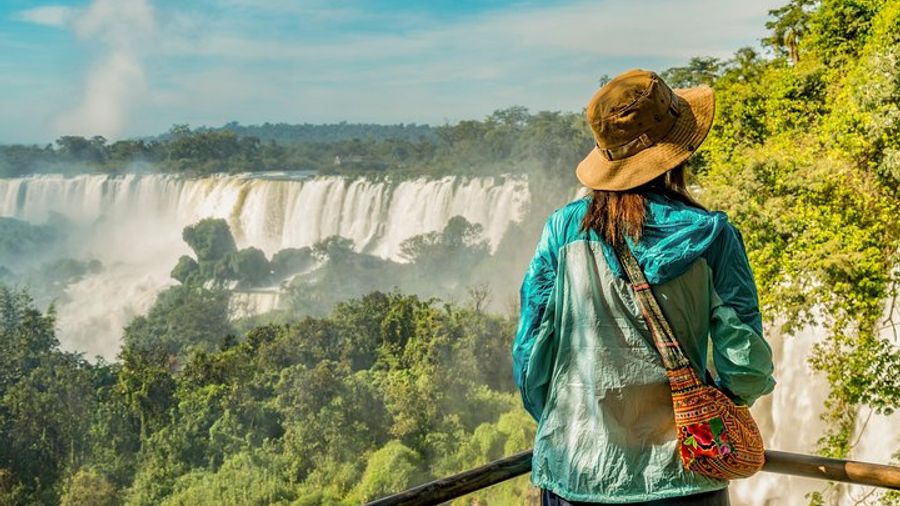 Iguazu Falls 3-Day Tour: Brazilian & Argentinian Sides