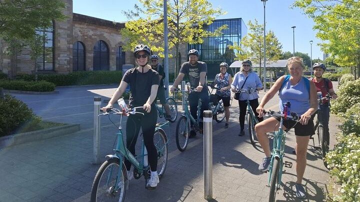 Glasgow City Bike Tour With Clyde Bridges