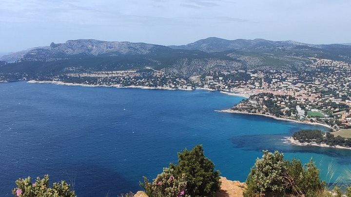 Marseille, Aix-en-Provence, Cassis Full-Day Private Tour