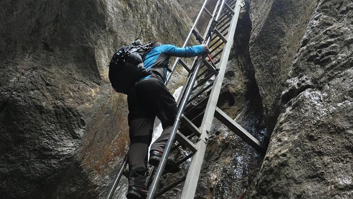 Small-Group Day Trip to the Epic 7 Ladders Canyon from Brasov