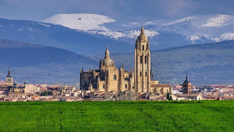 Skip the Line Admission Ticket to Cathedral of Segovia
