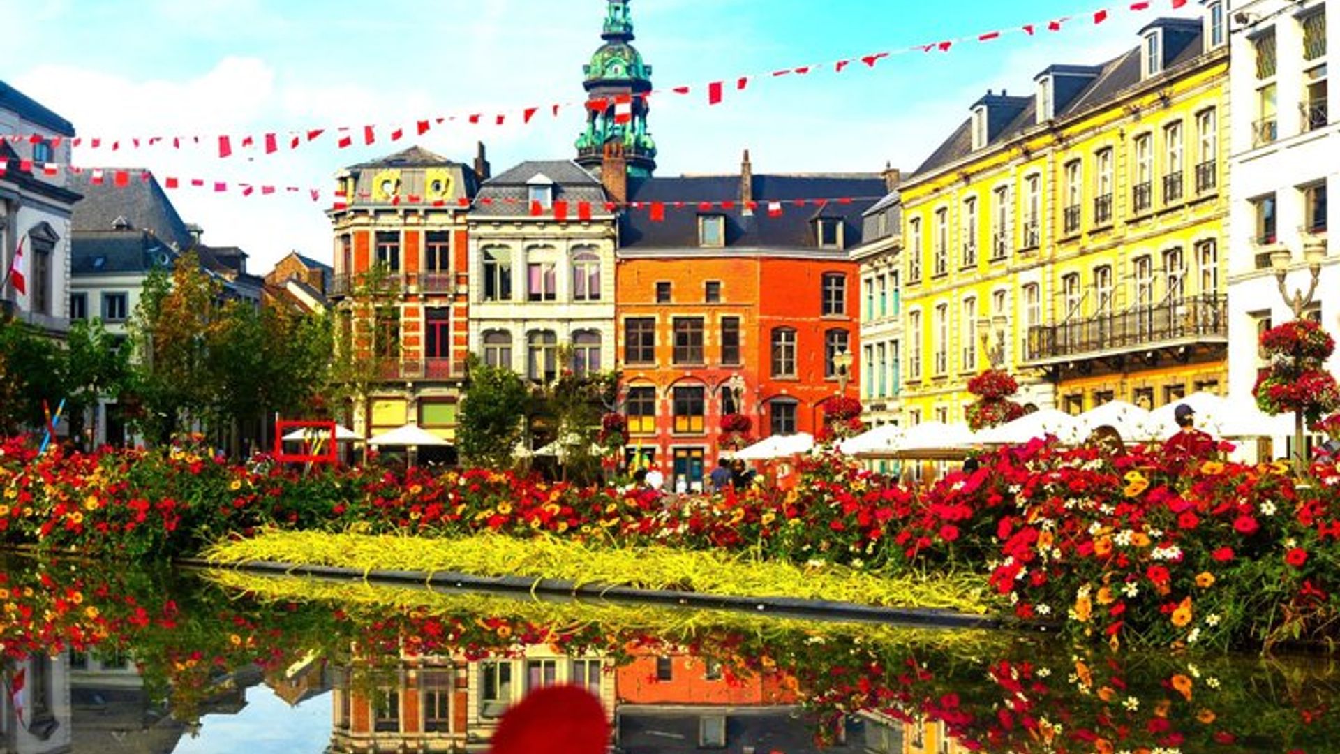 Explore Mons in 60 minutes with a Local
