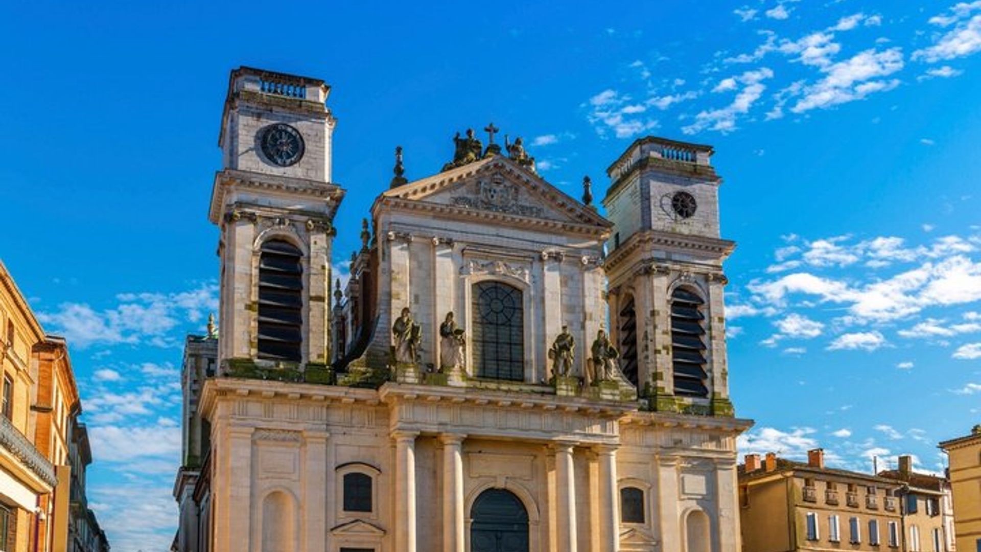 Montauban: 1h10 audio guided walking tour and 18 comments