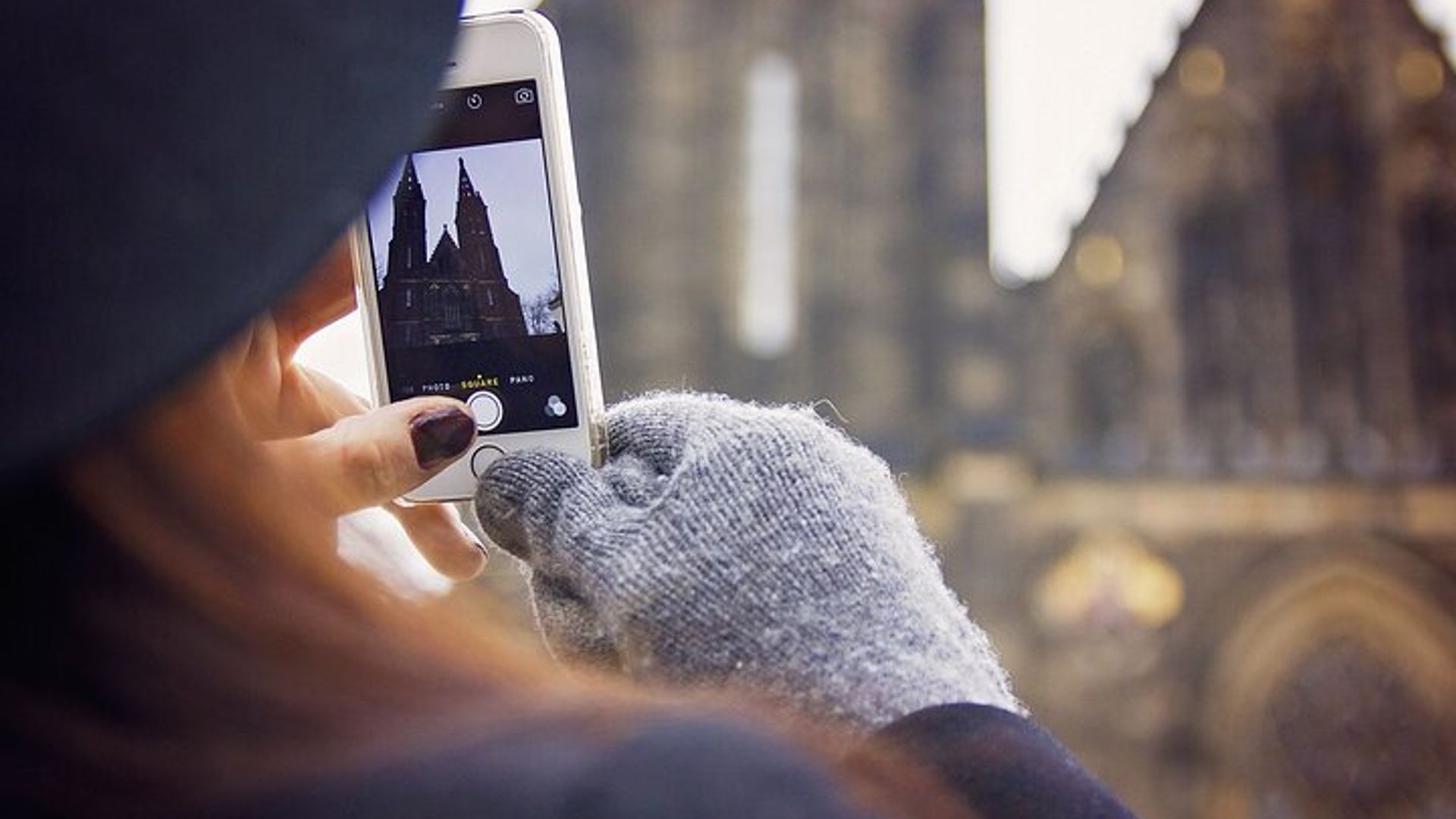 Private tour of Photography at best locations in Prague with a local
