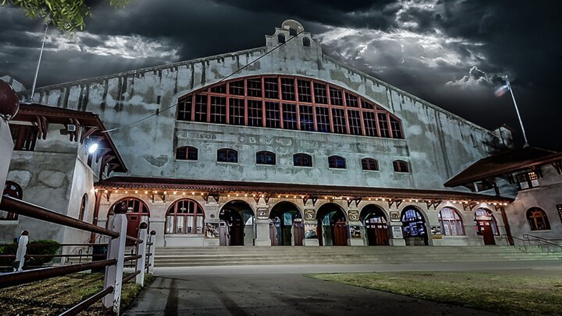 Texas 1-Hour Walking Fort Worth Wild West Ghost Tour image 2