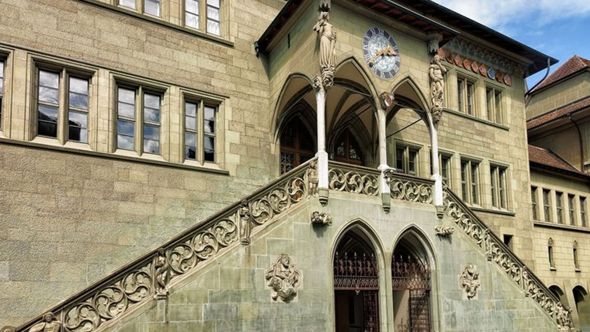 Bern Schnitzeljagd und selbstgeführter Highlights-Rundgang