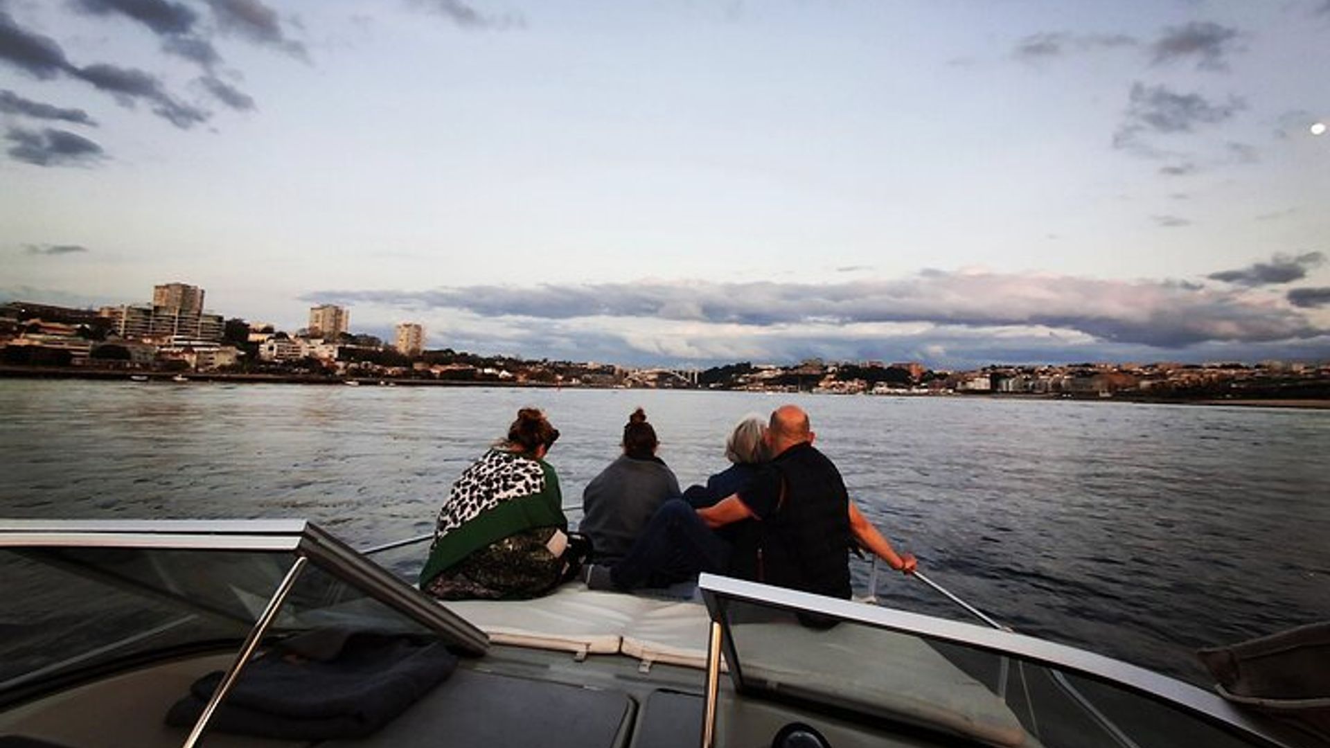 6 Ponts et Ribeira Tour en bateau (1h30m) avec coucher de soleil Option