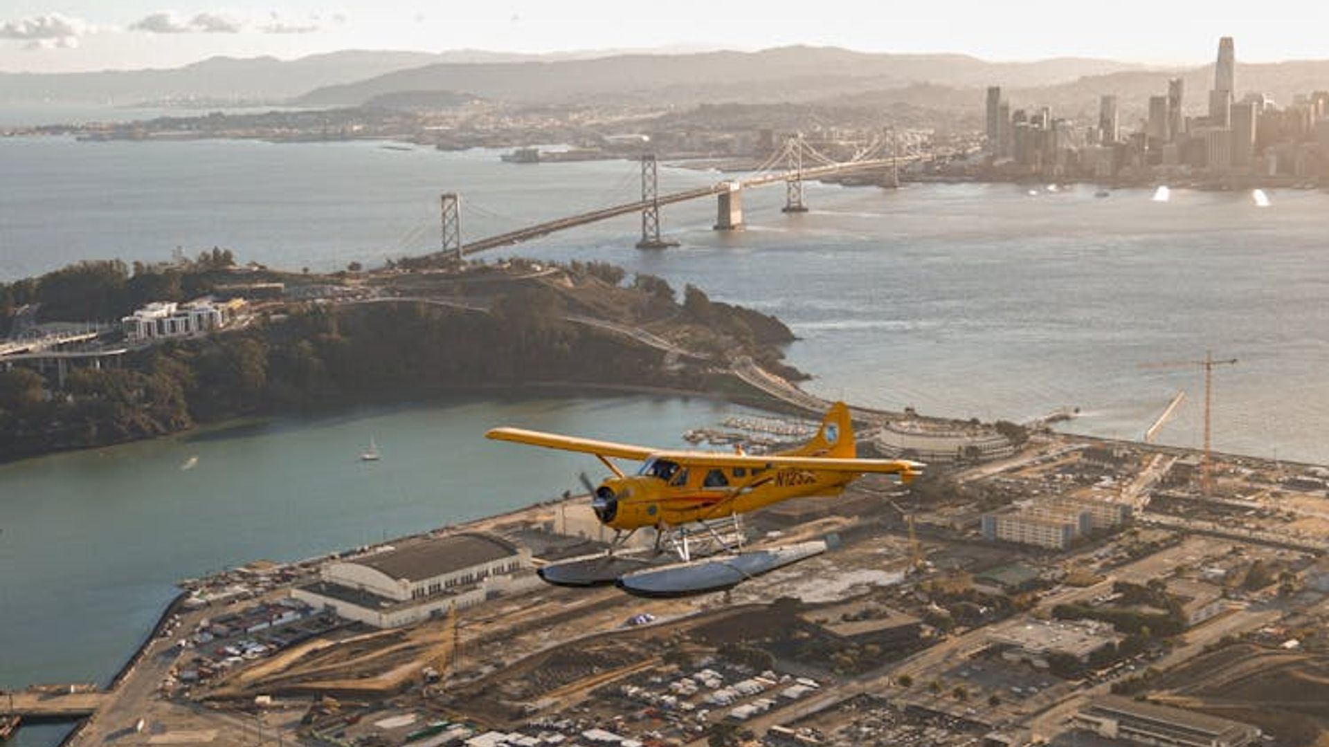 Golden Gate seaplane tour in San Francisco image 1