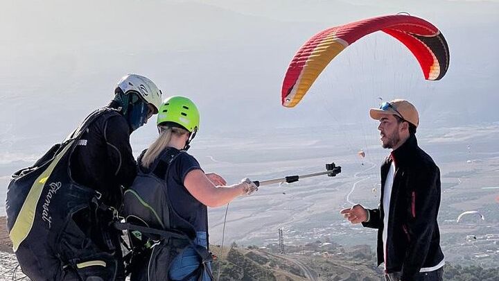 Paragliding experience in Agafay desert from Marrakech