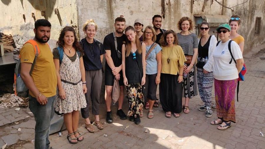 Mumbai Dhobi Ghat, Dharavi, and Dabbawalas Small-Group Tour