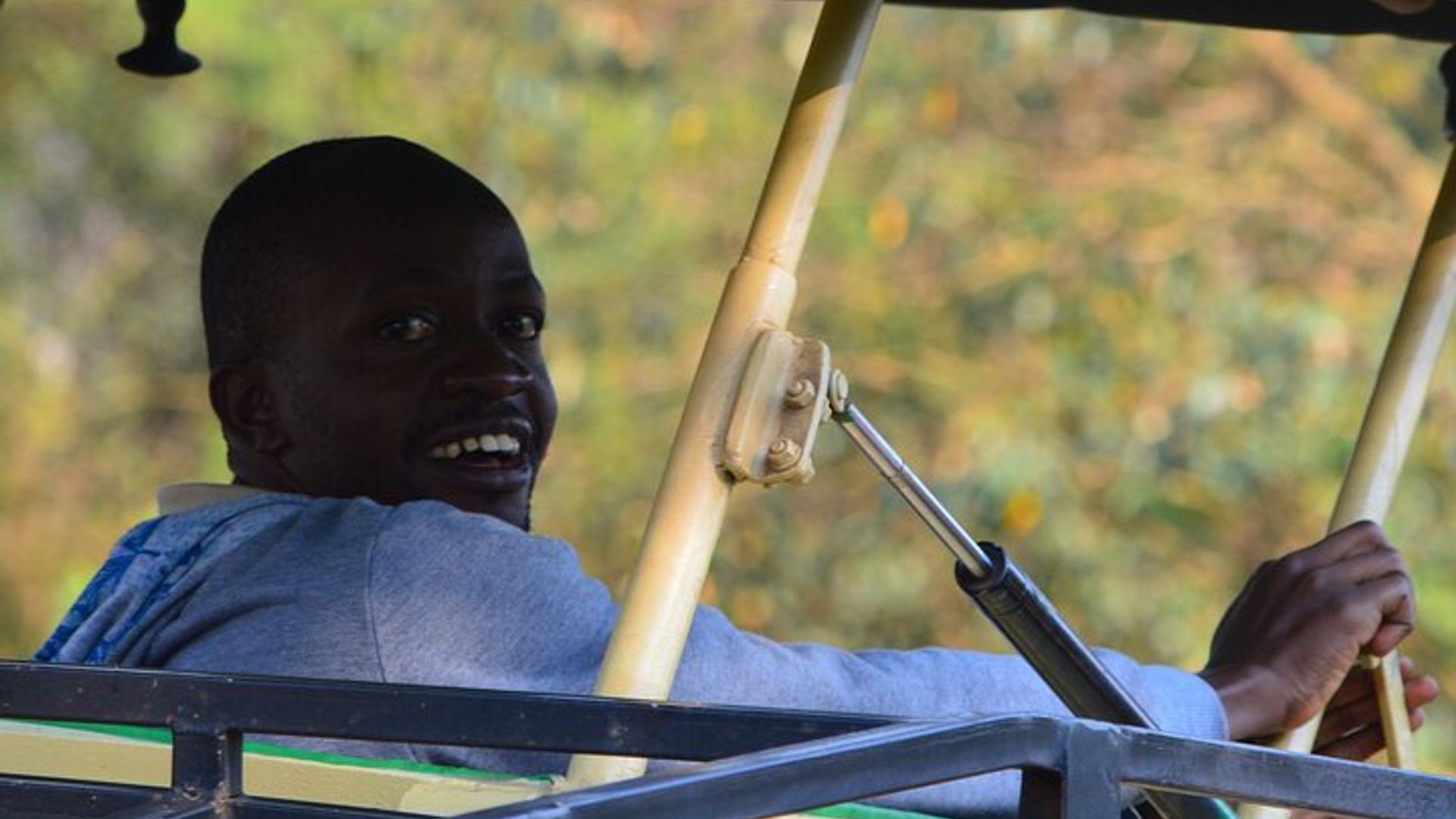 11-Day Uganda Safari Experience Tour with Pick Up