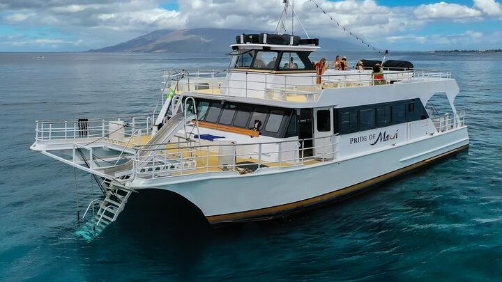 Maui: Molokini and Turtle Town Snorkeling aboard Pride of Maui