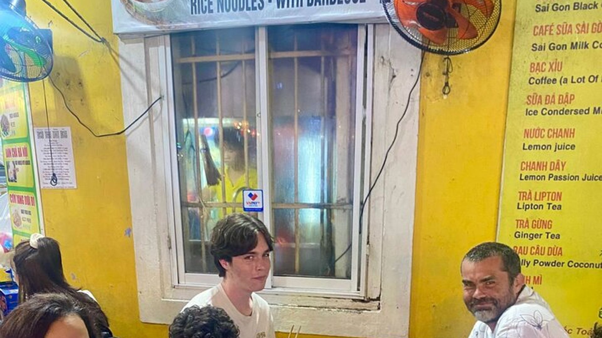 Aventura privada de esnórquel y lancha motora de día completo en Da Nang