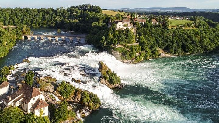 Rhine Falls and Stein am Rhein Half-Day Tour from Zurich
