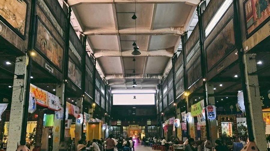 Dark Saigon by Motorbike: Urban Legend & Midnight Culture in HCMC