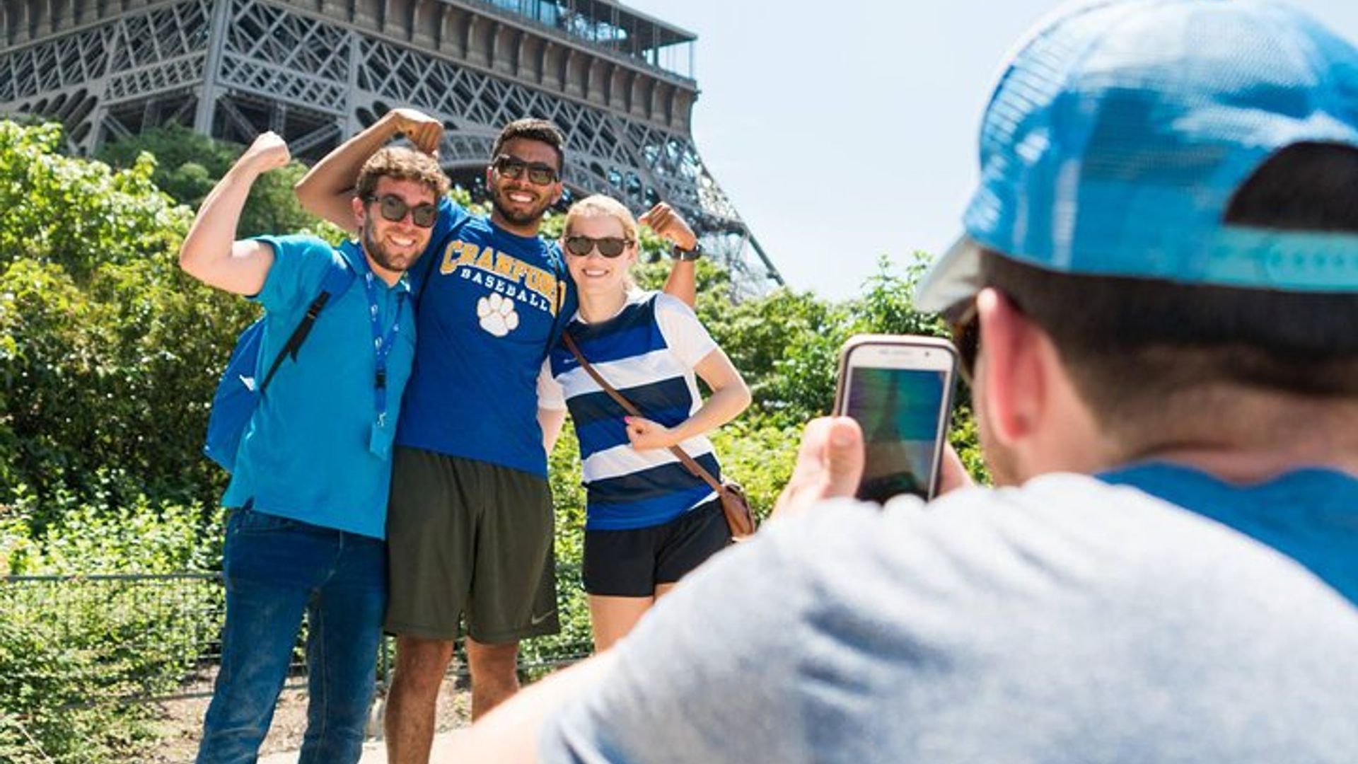 Pariser Fahrradtour in kleiner Gruppe : Eiffelturm, Louvre, Notre-Dame