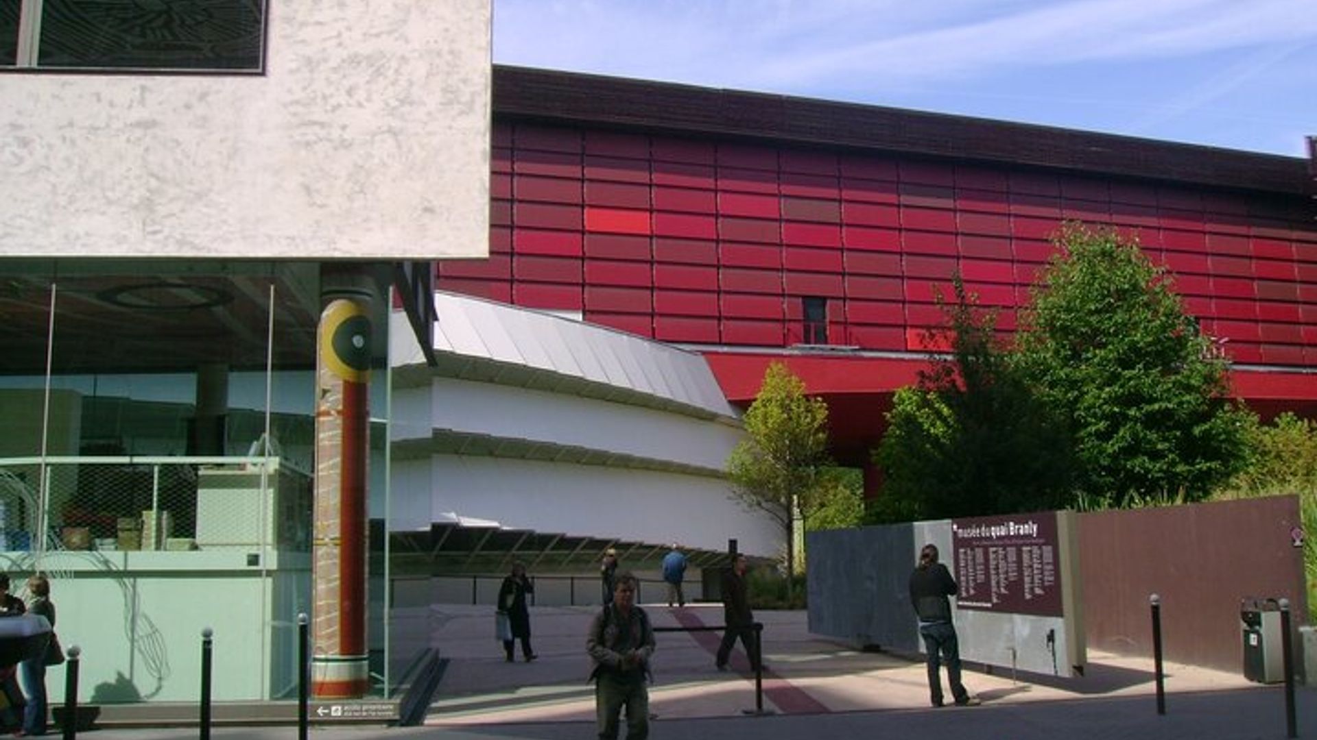 Musée du Quai Branly - Jacques Chirac and Seine River Cruise
