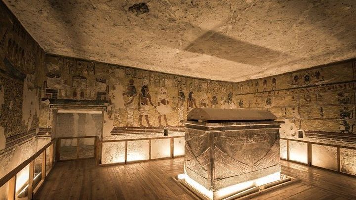 Luxor Private Tour Valley of the Kings, Hatshepsut, and Memnon