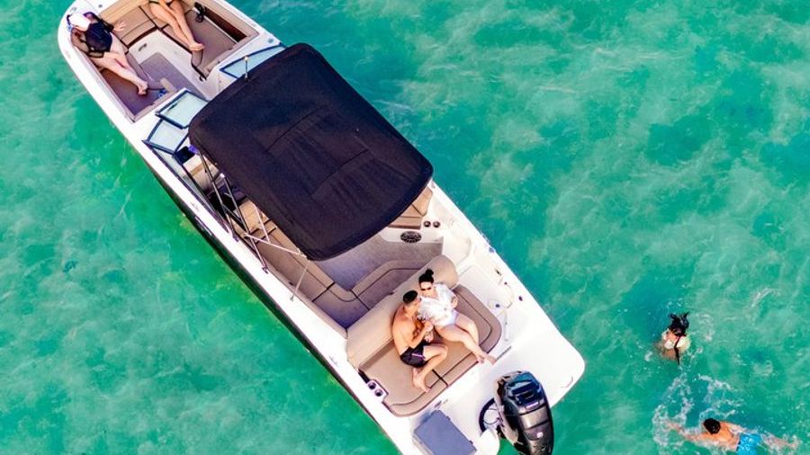 Miami Private Boat Charter and Customizable Private Tour