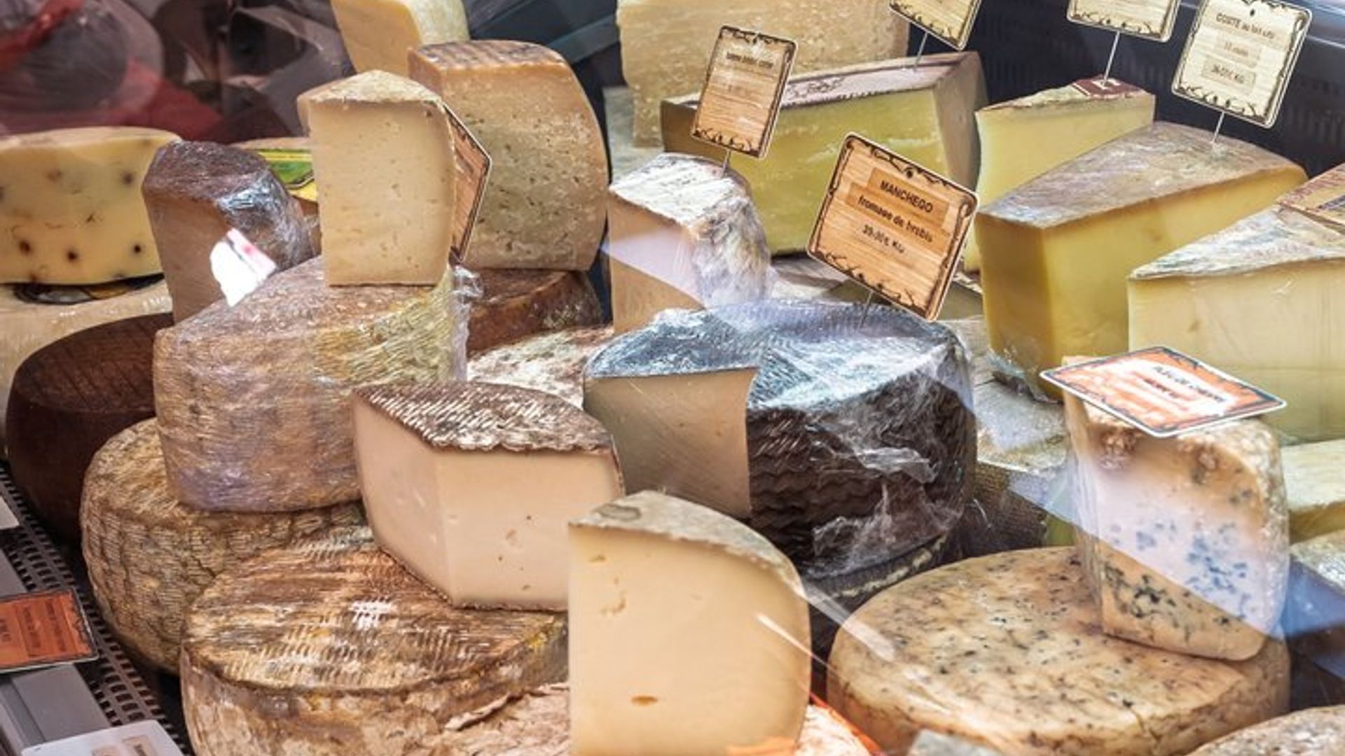 Annecy Small-Group Traditional Savoie Food & Wine Tour