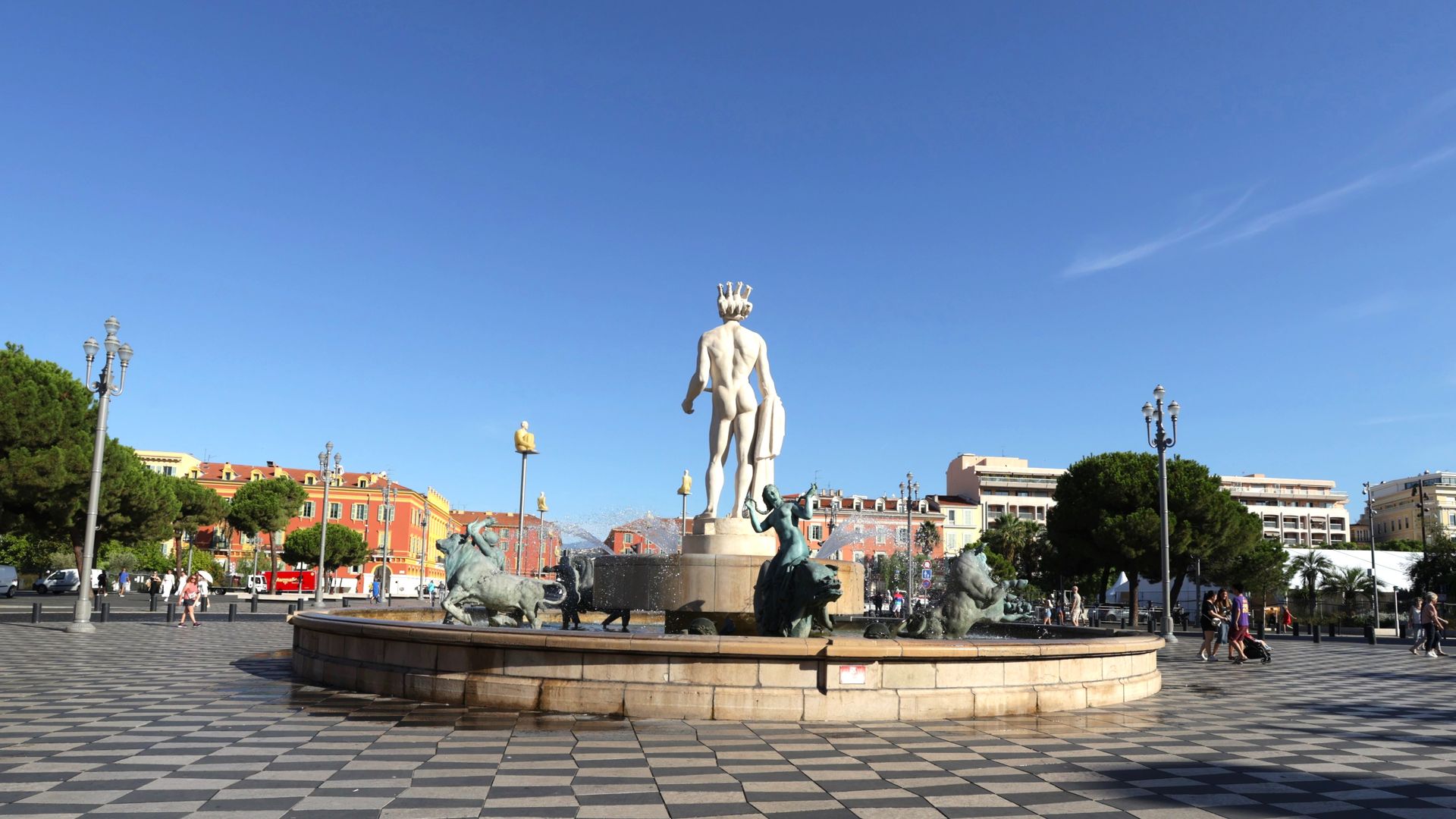 Morning Walking & driving tour of Nice