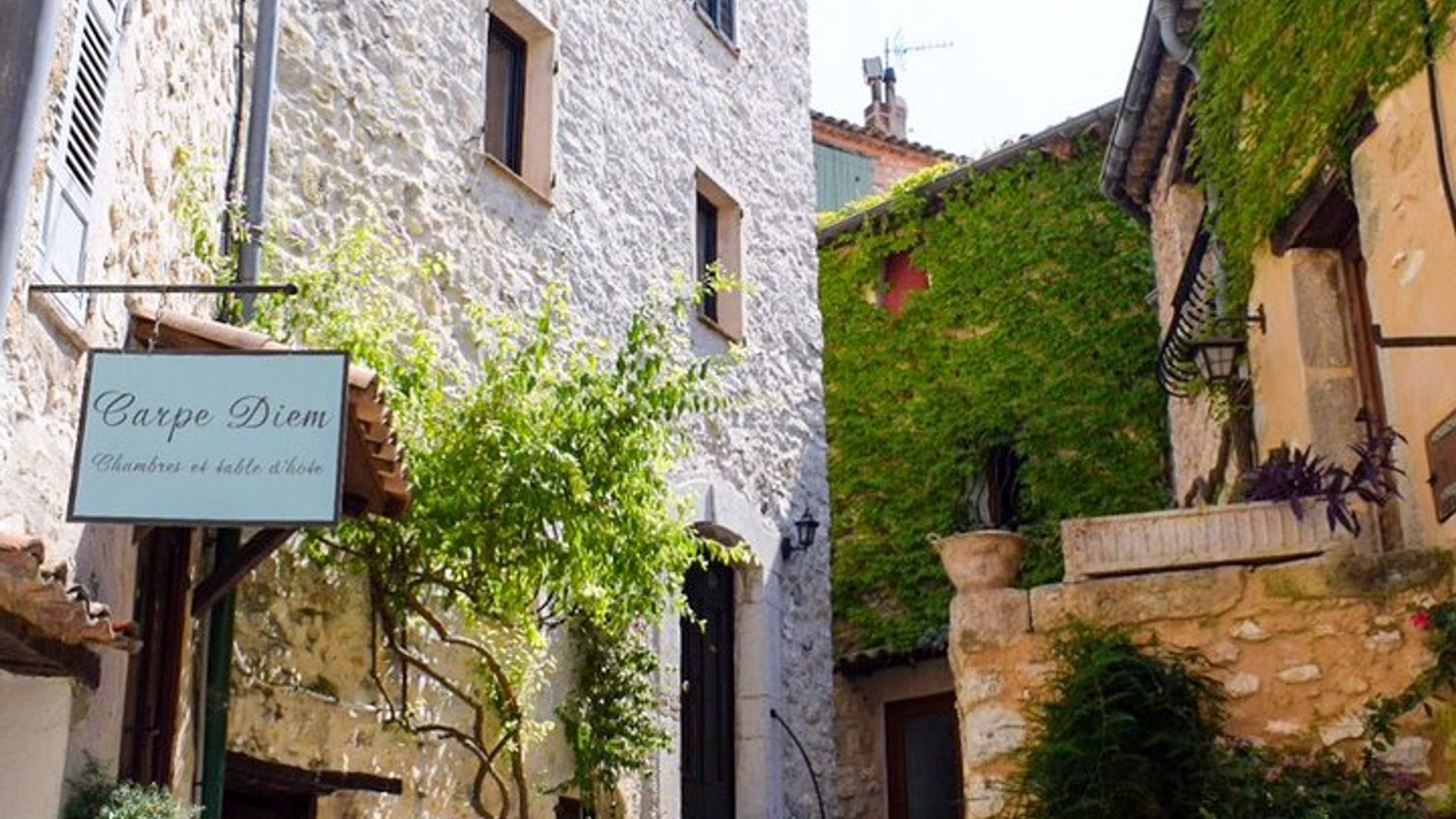 Tour Saint-Paul de Vence, Tourrettes et Gourdon au départ de Nice