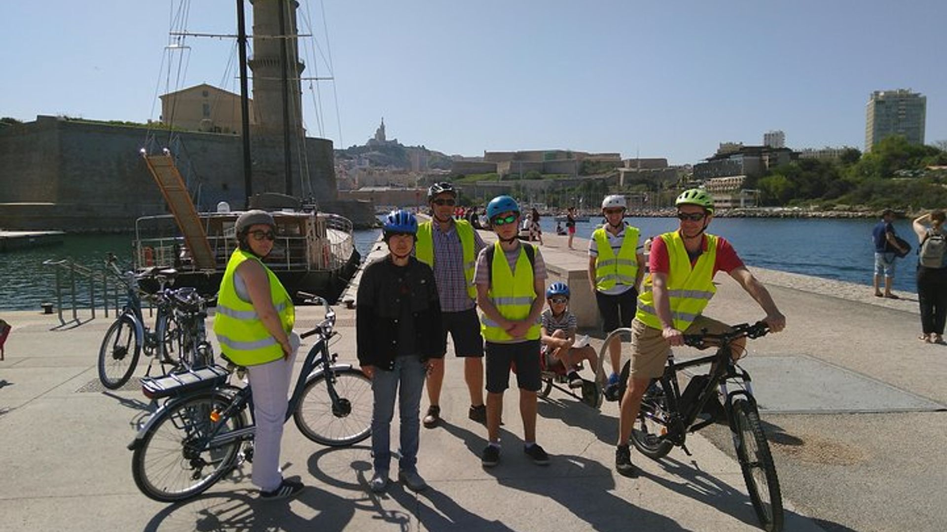 Marseille City and Coast Sightseeing E-Bike Small-Group Tour