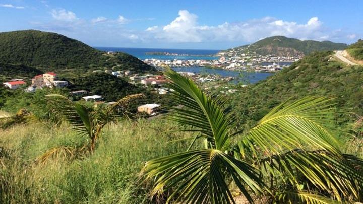 St Maarten Shore Excursion: Beach, Sightseeing, and Shopping