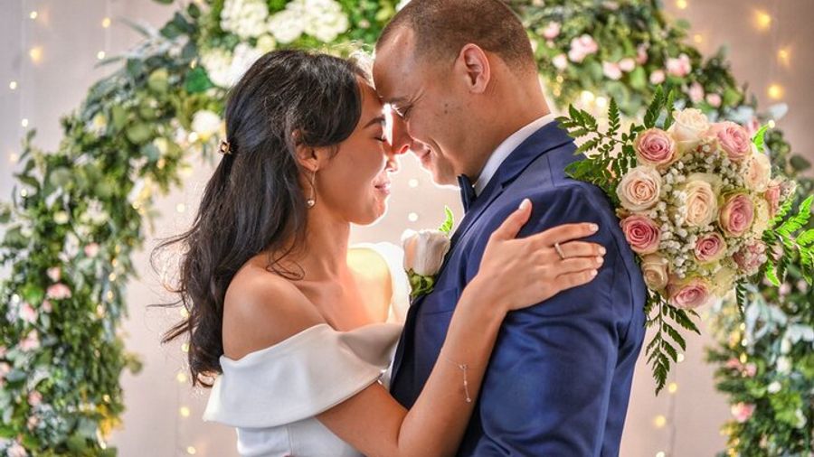 Las Vegas Wedding at The Little Vegas Chapel