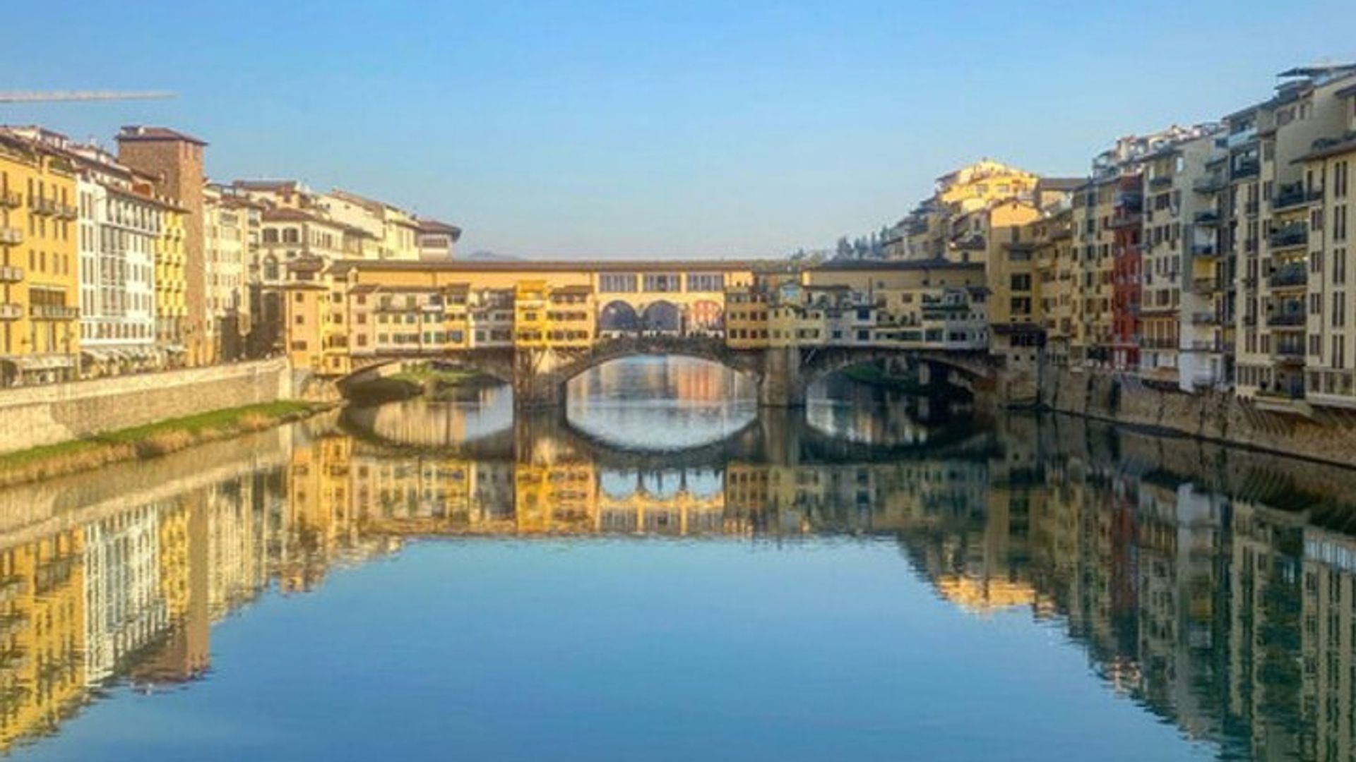 Bridging Florence’s History: Arno River Self-Guided Walking Tour