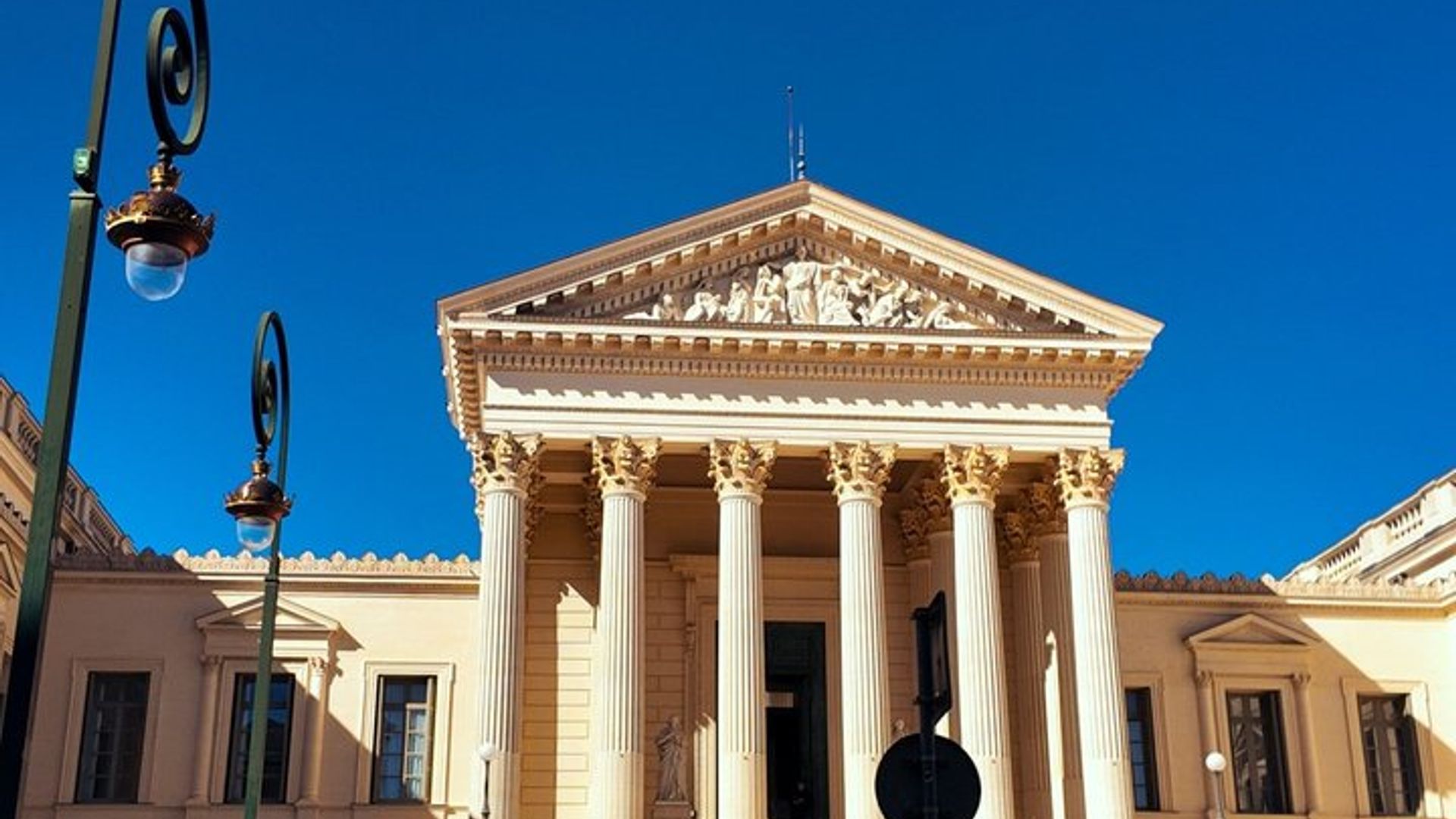 Montpellier visite guidée en vélo-taxi