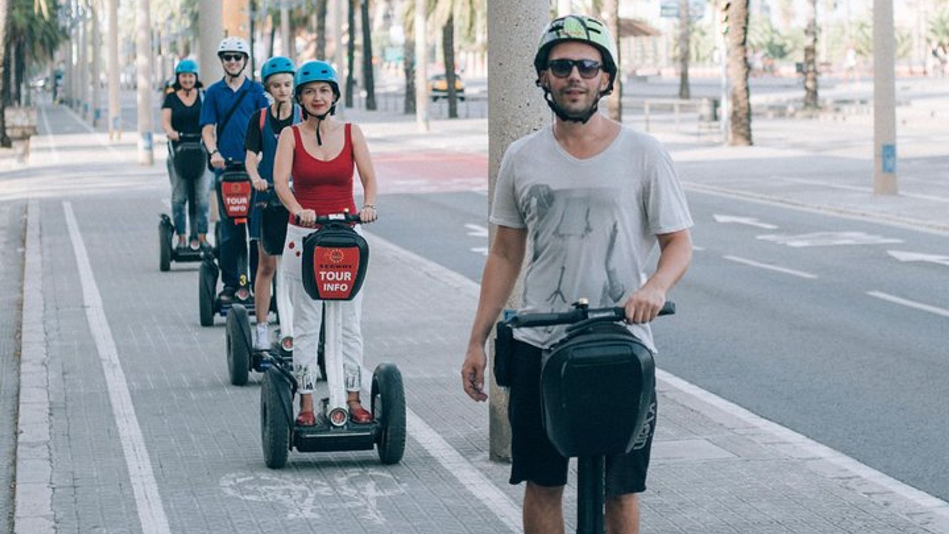 Barcelona: Montjuic Castle Half-Day Segway Tour