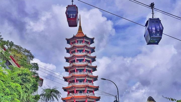 Genting Highlands & Batu Caves Group Day Tour From Kuala Lumpur