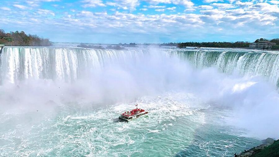 Half Day Niagara Falls: Boat Cruise, Journey & Maple Tasting