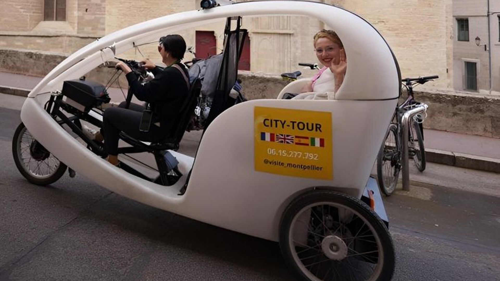 Montpellier Bike-Taxi Private Sightseeing Tour and Audio Guide