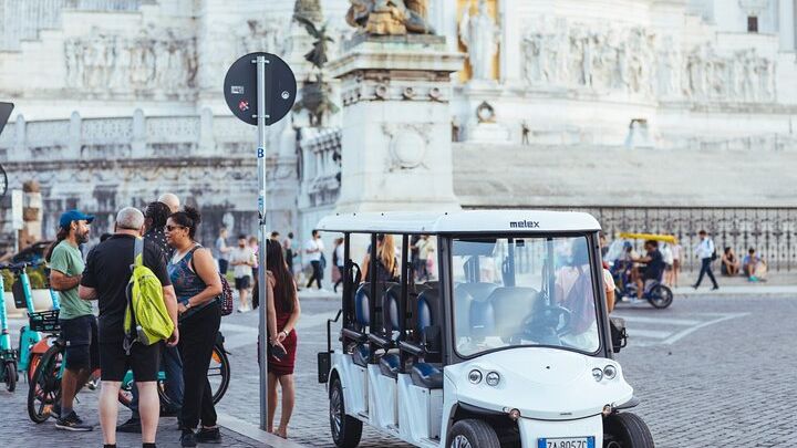 Rome Private Evening Golf Cart Tour, Aperitivo