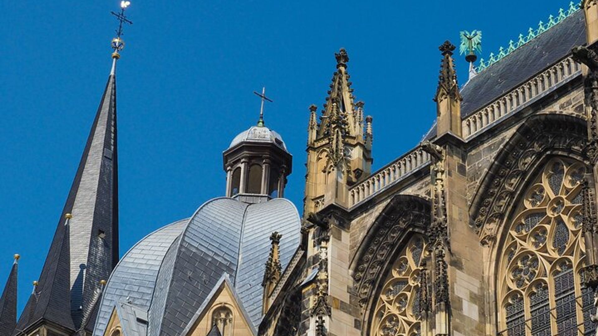 Aachen Scavenger Hunt & Highlights Self-Guided Walking Tour