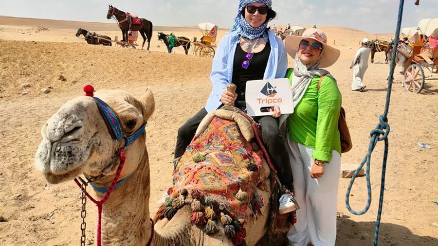 Private Giza Pyramids and Great Sphinx Tour with Pickup